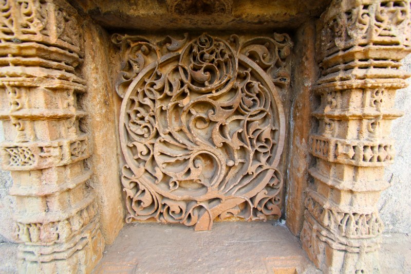 adalaj carving
