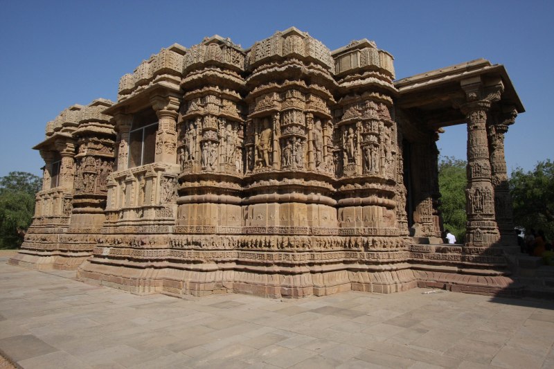 modhera pillars