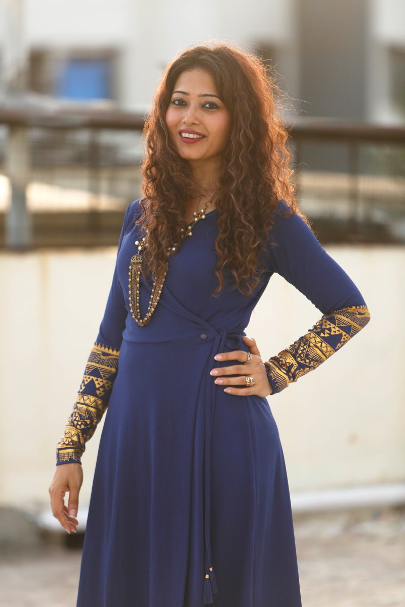 shweta blue2