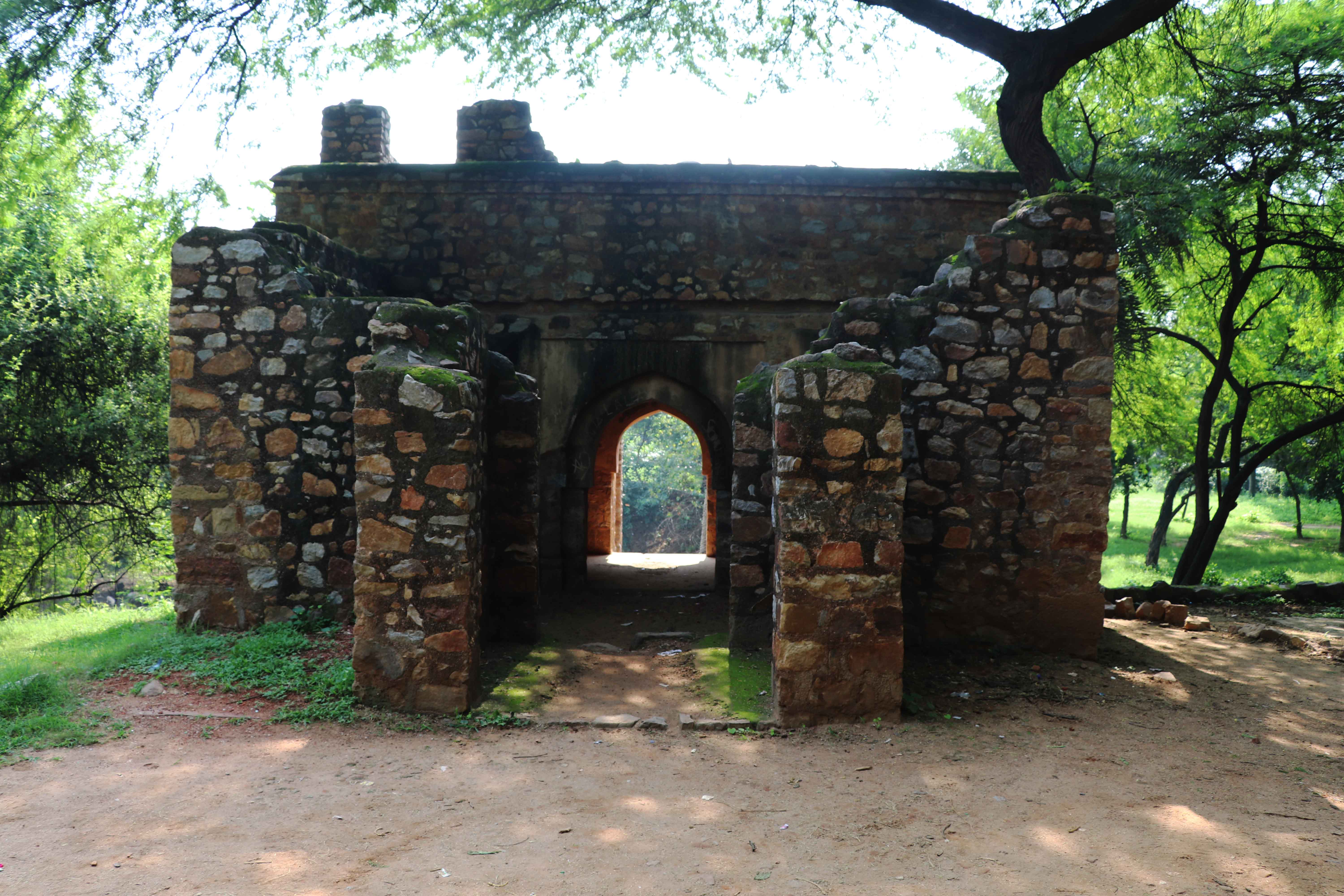 Meh34 boat house.jpg