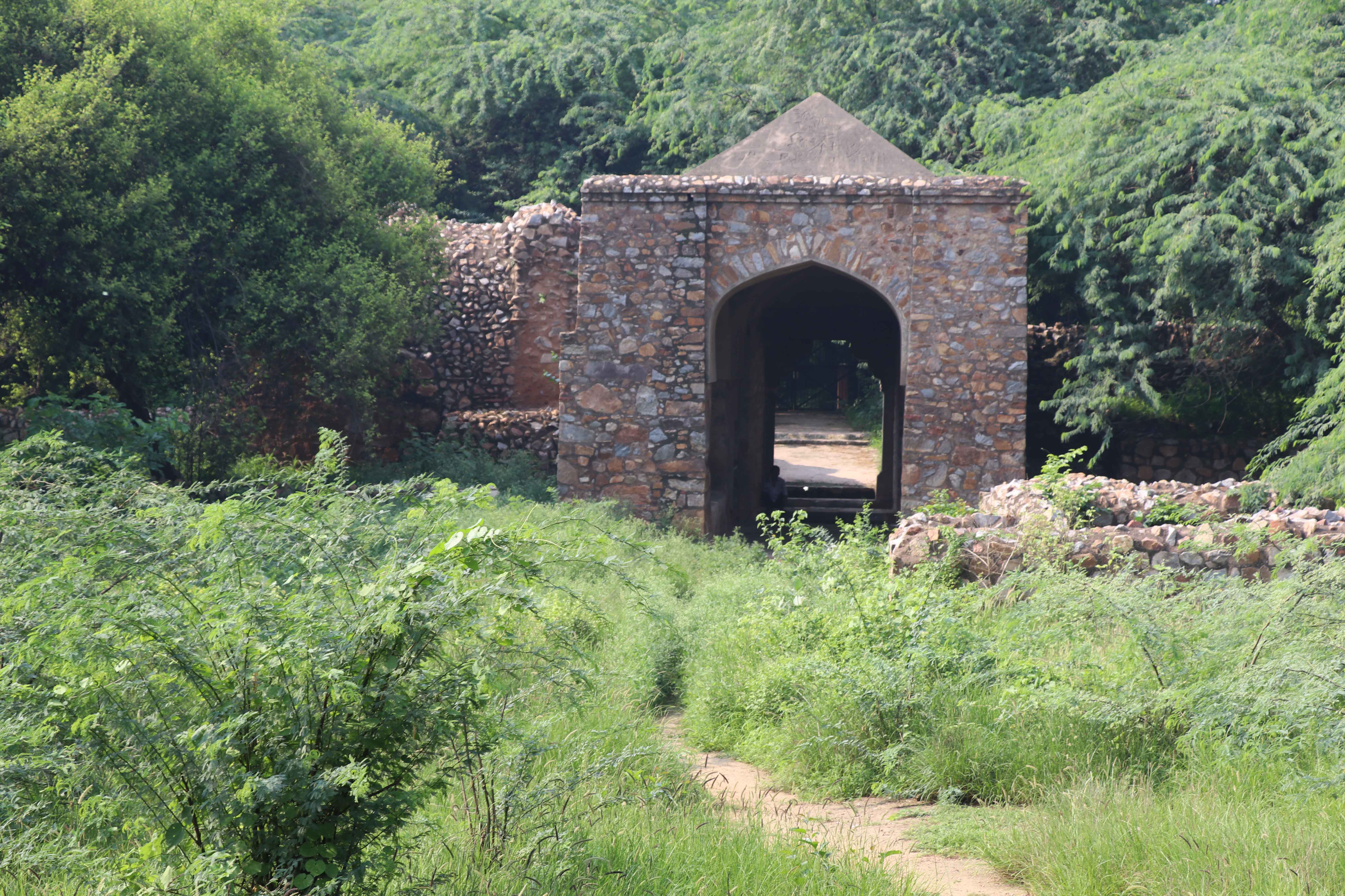 Meh44 balban gateway.jpg