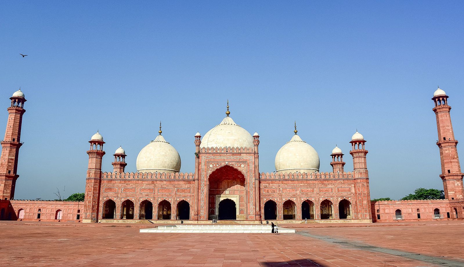 Badshahi_Mosque_33_(edited)