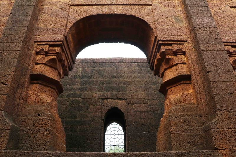 20 Bishnupur big door laterite
