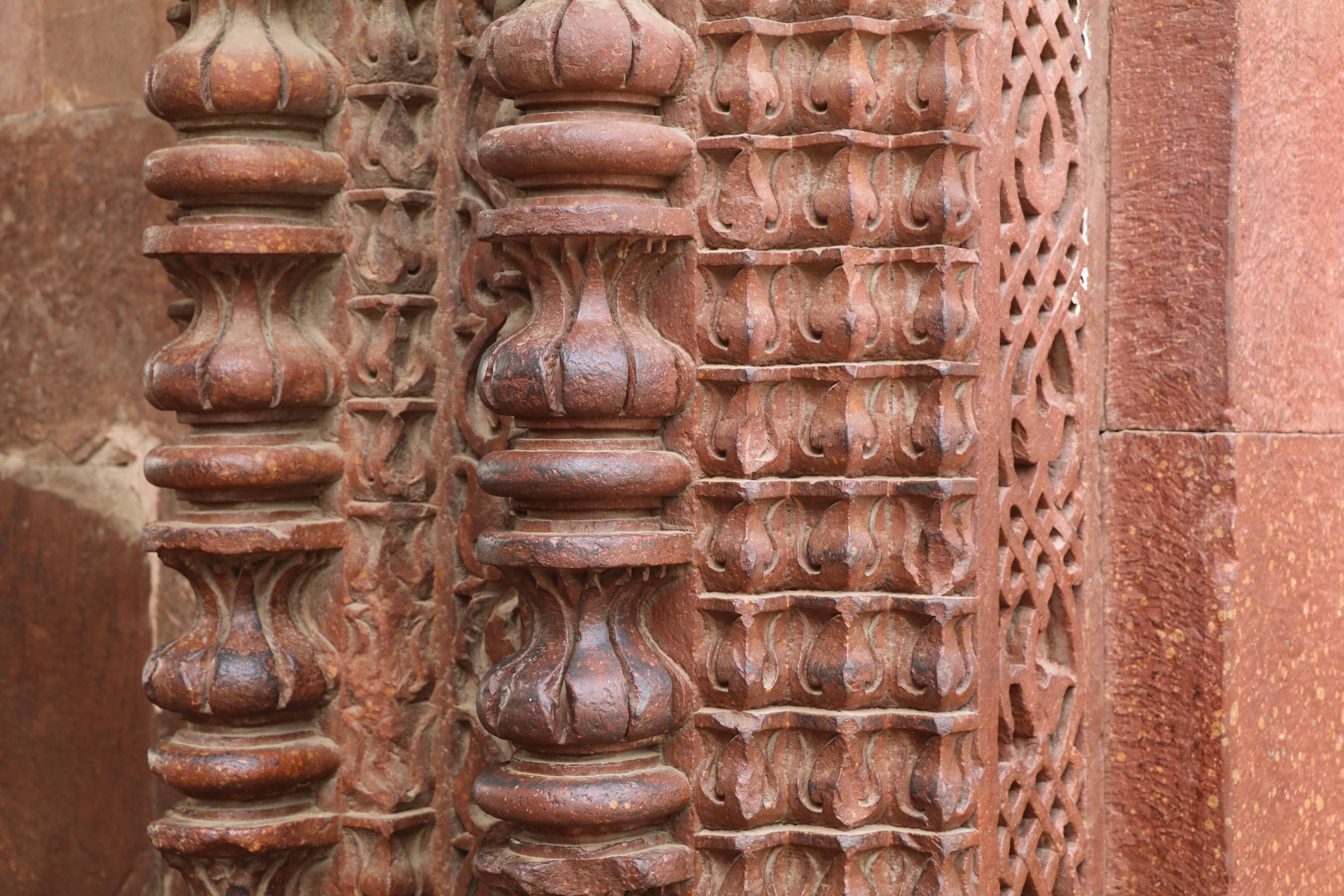 23 qutb alai darvaja