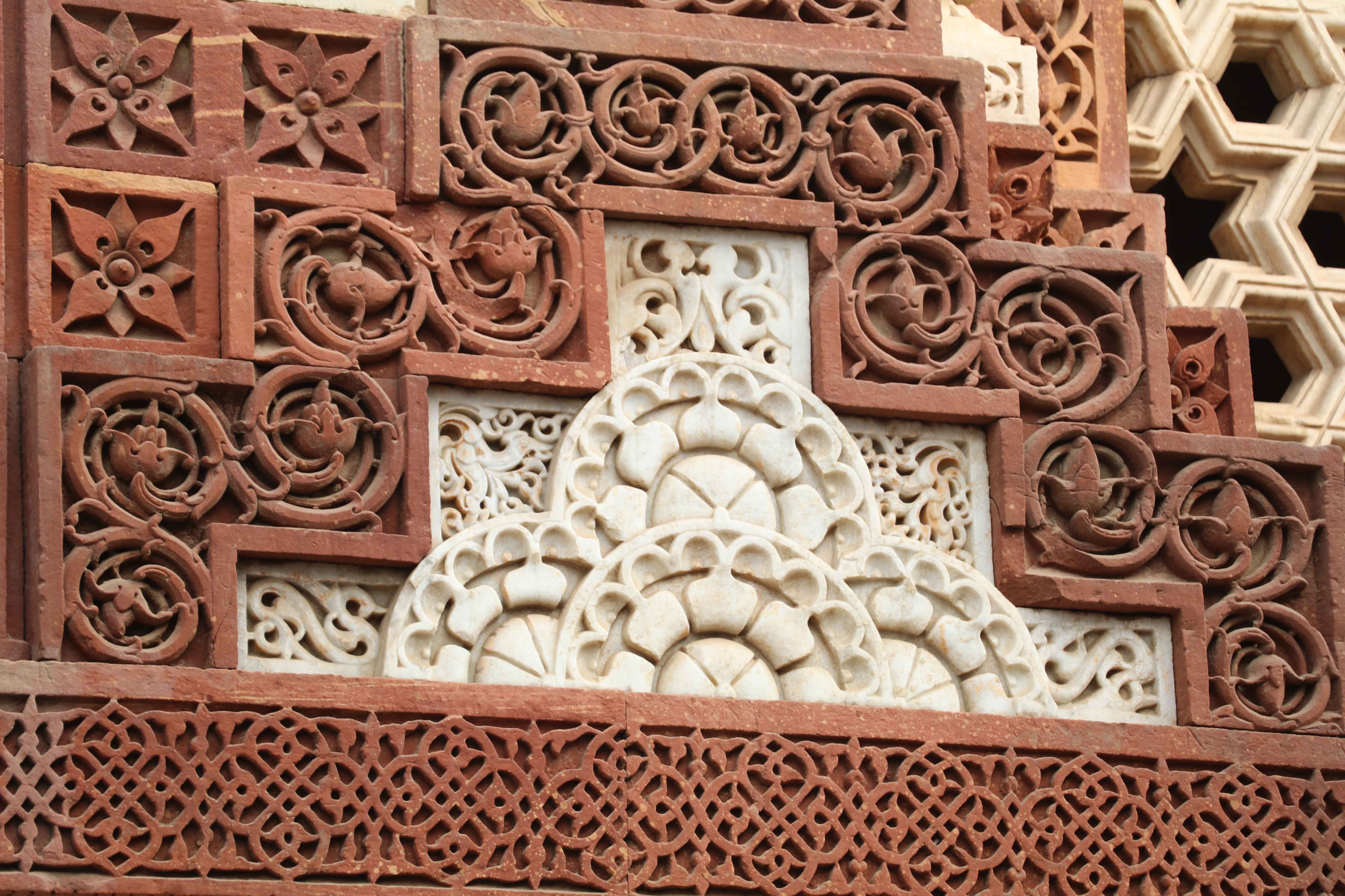 29 qutb alai darvaja