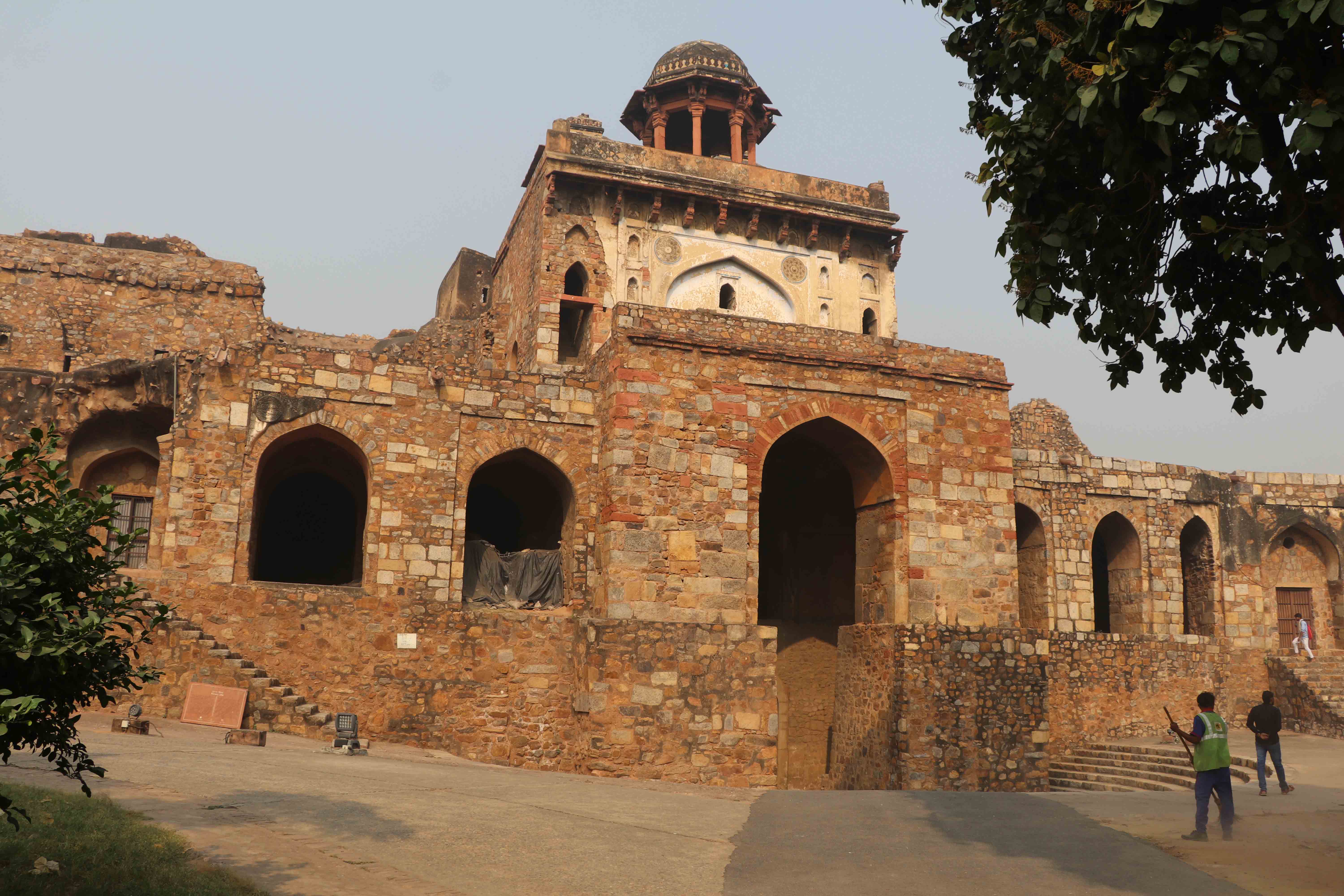 9 Purana Qila talaqi